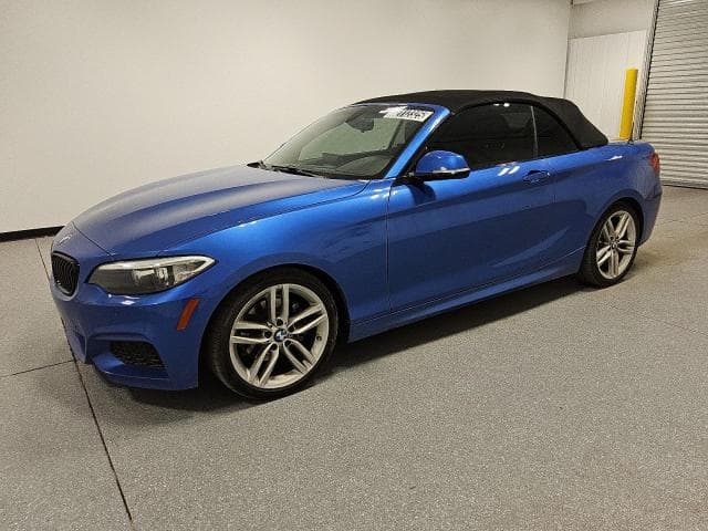 2015 BMW 2 series i