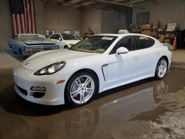2012 Porsche PANAMERA