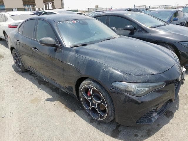 2022 Alfa Romeo GIULIA