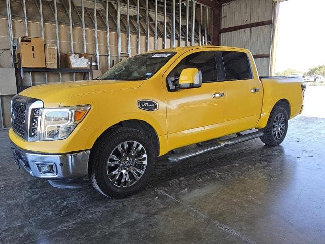 2017 Nissan TITAN