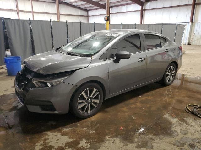 2021 Nissan VERSA